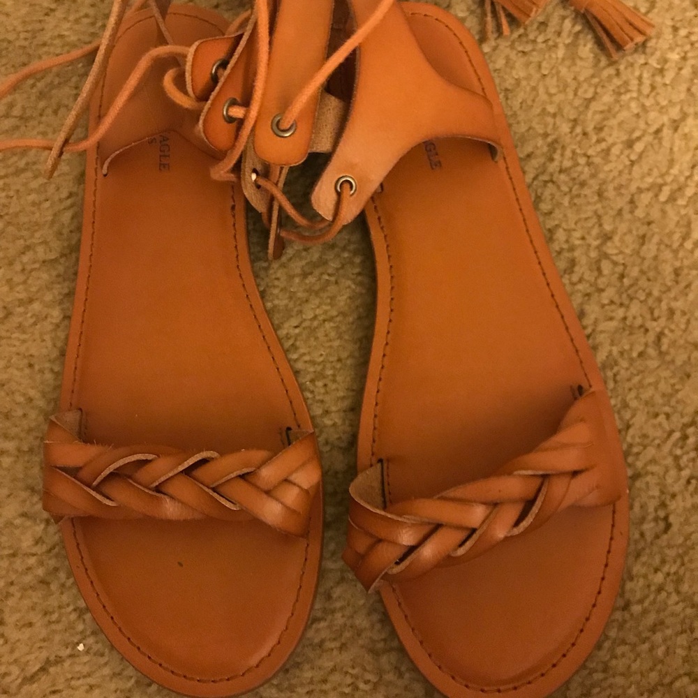 AMERICAN EAGLE SANDALS